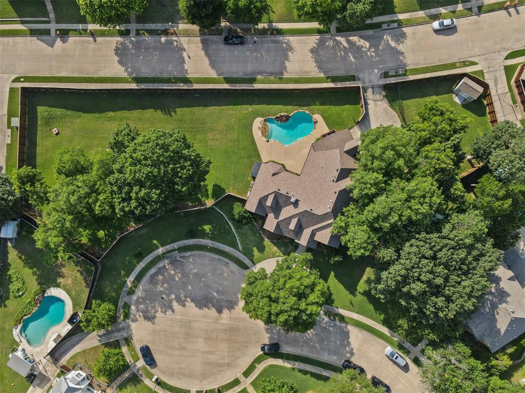 2401 Mystic Trail