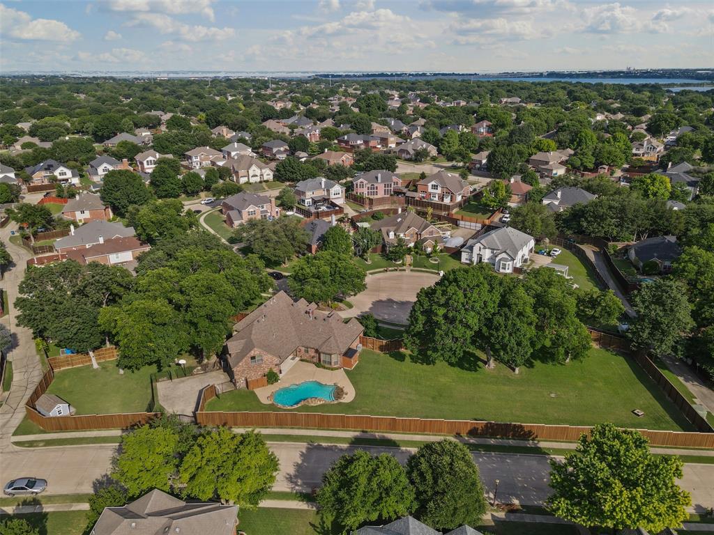 2401 Mystic Trail