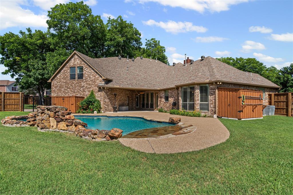 2401 Mystic Trail