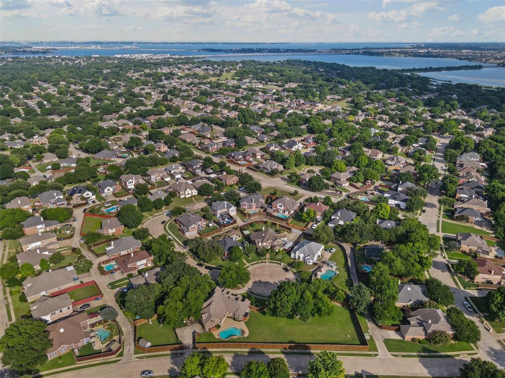 2401 Mystic Trail