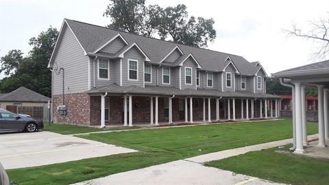 Photo of 2004 Pecan Street #C, Commerce, TX 75428 (MLS # 21238578)