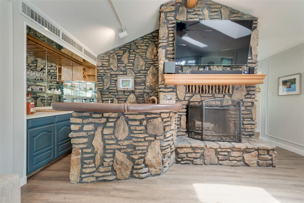 125 Island Park Drive