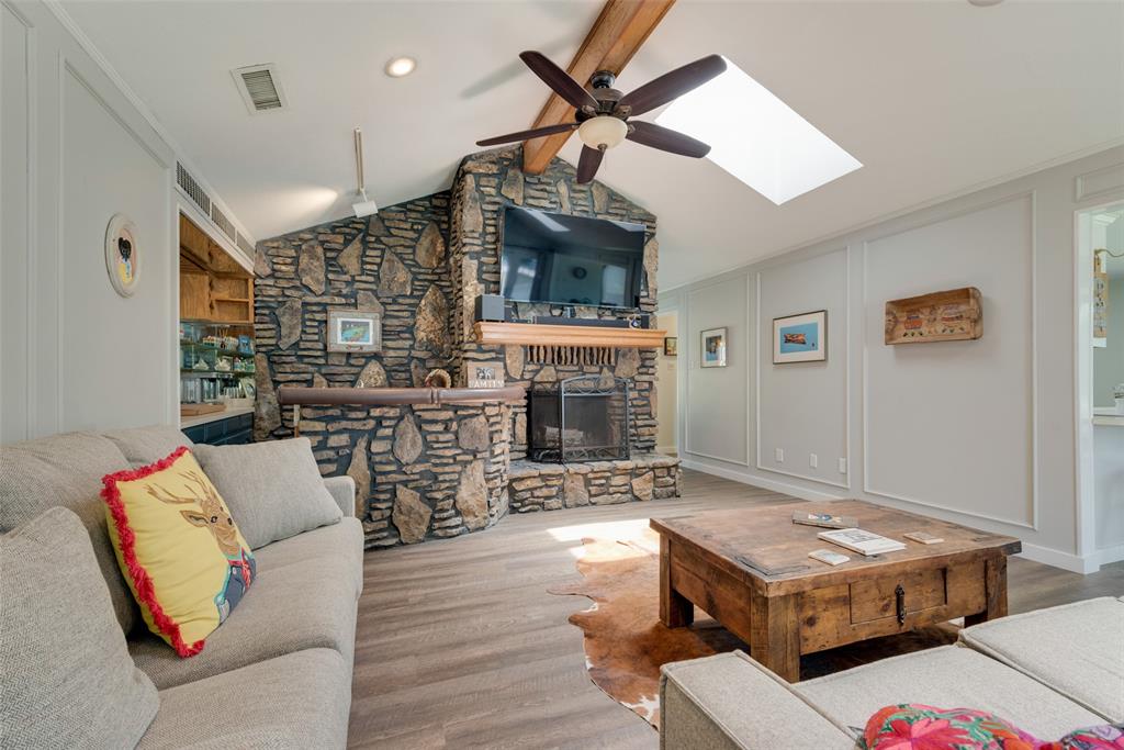 125 Island Park Drive