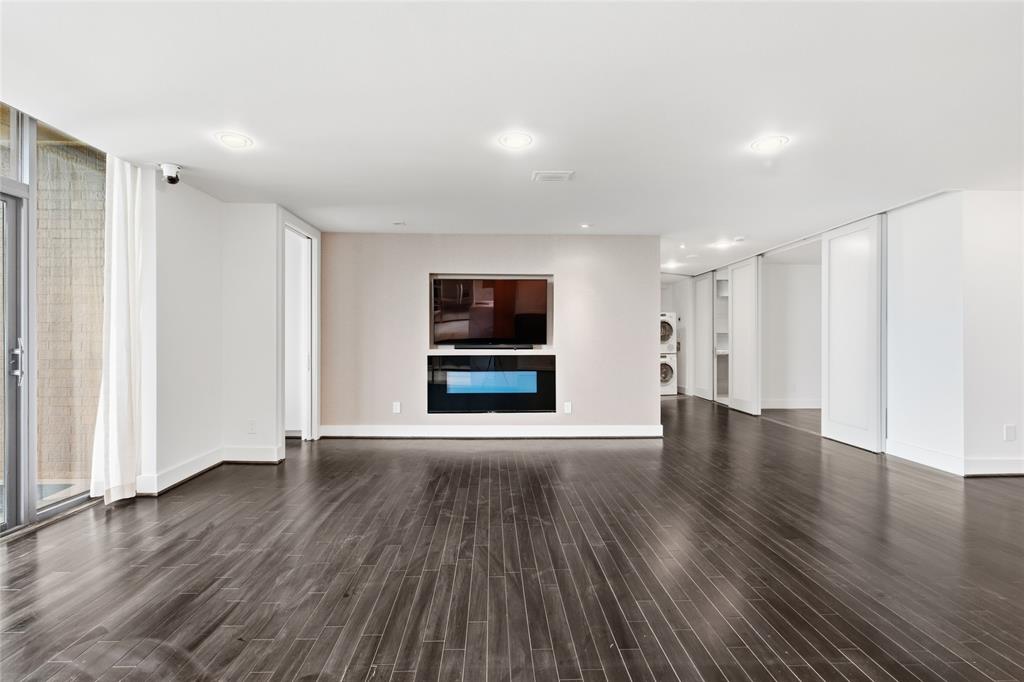 Bonaventure Condo - Residential