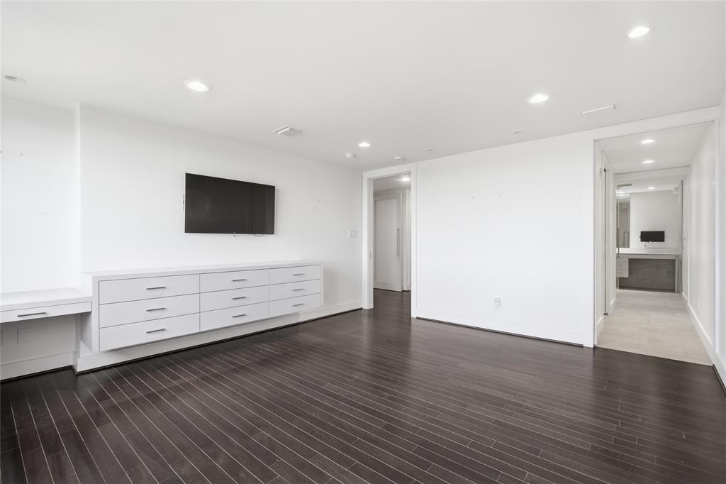 Bonaventure Condo - Residential