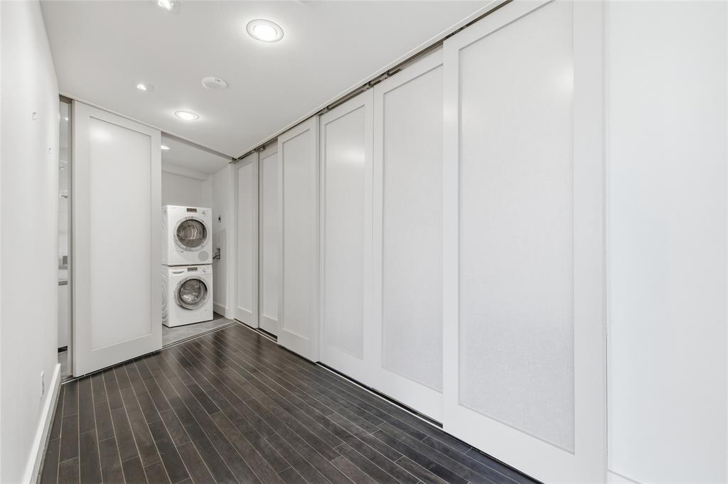 Bonaventure Condo - Residential