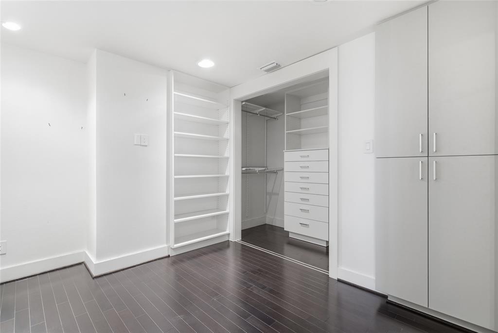 Bonaventure Condo - Residential