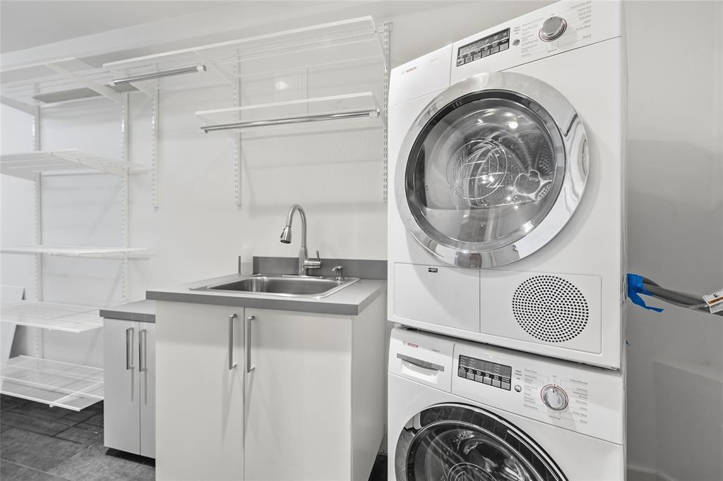 Bonaventure Condo - Residential