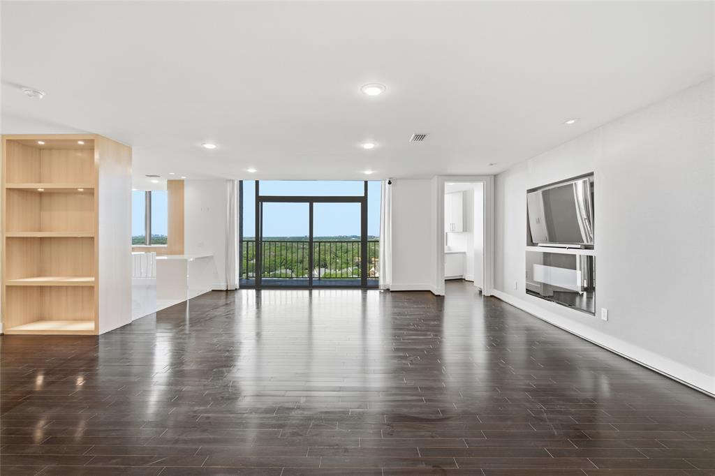 5200 Keller Springs Road 1331