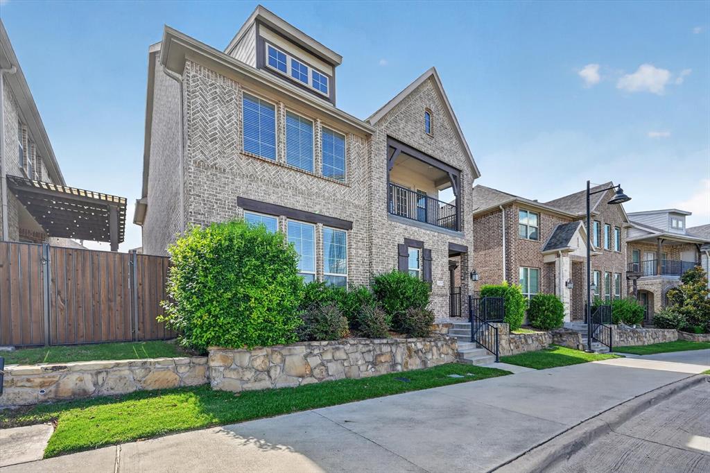 2439 Southgate Drive