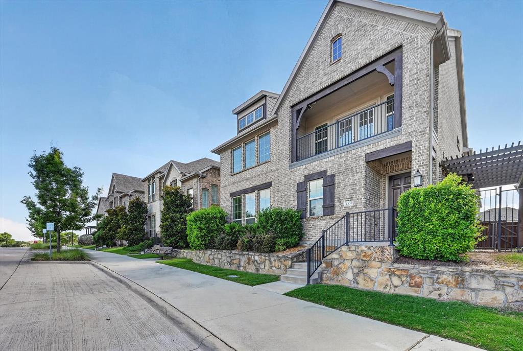 2439 Southgate Drive