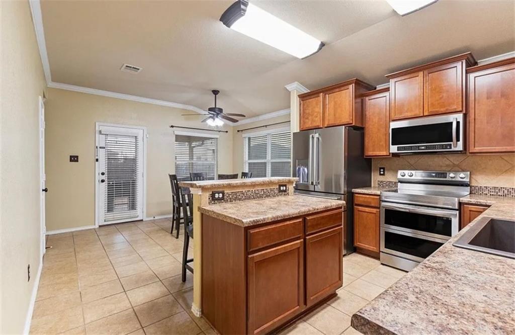 9813 Iron Horse Trail