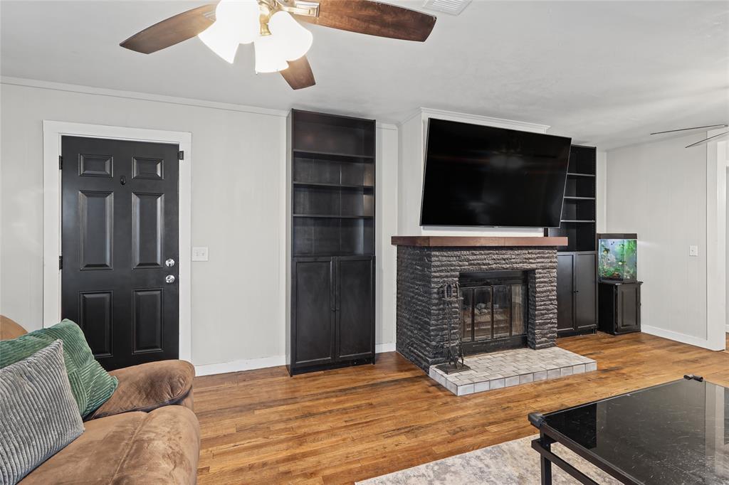 1712 Old Bunger Road