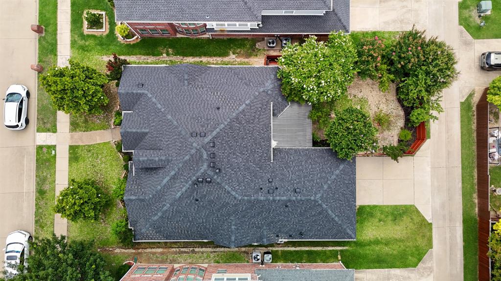 1810 Winterberry Trail