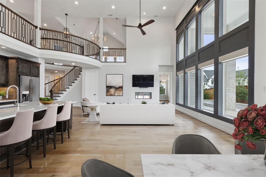 1609 Colonnade Court