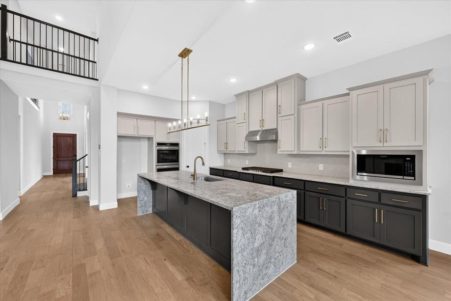 2701 Douglas Lane