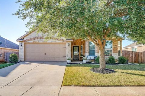 504 Bailer Drive Crowley TX 76036