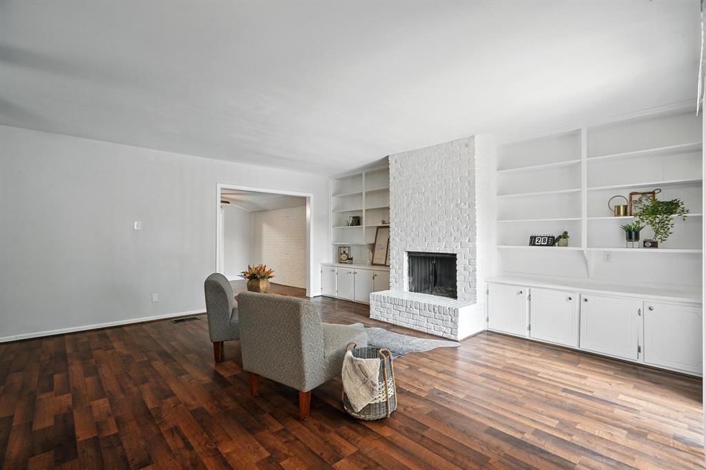 2729 Caton Place