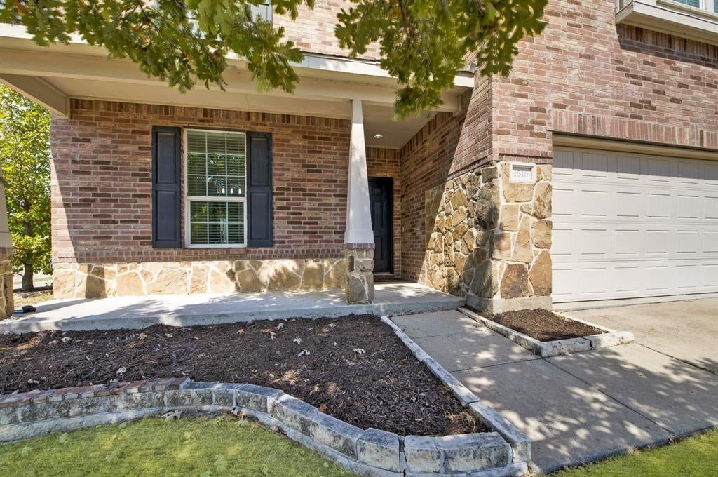 1516 Abby Creek Drive