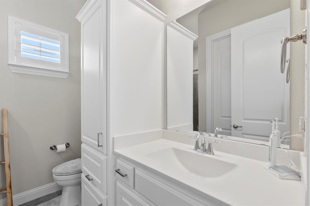 Star Trail Ph Five - Residential