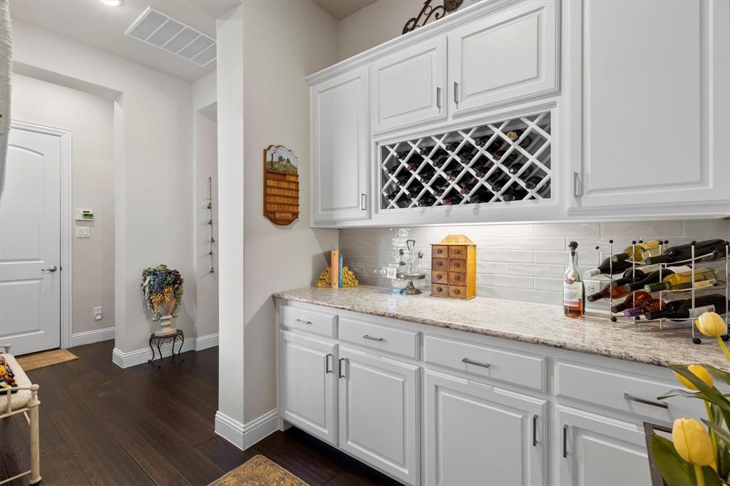 Star Trail Ph Five - Residential