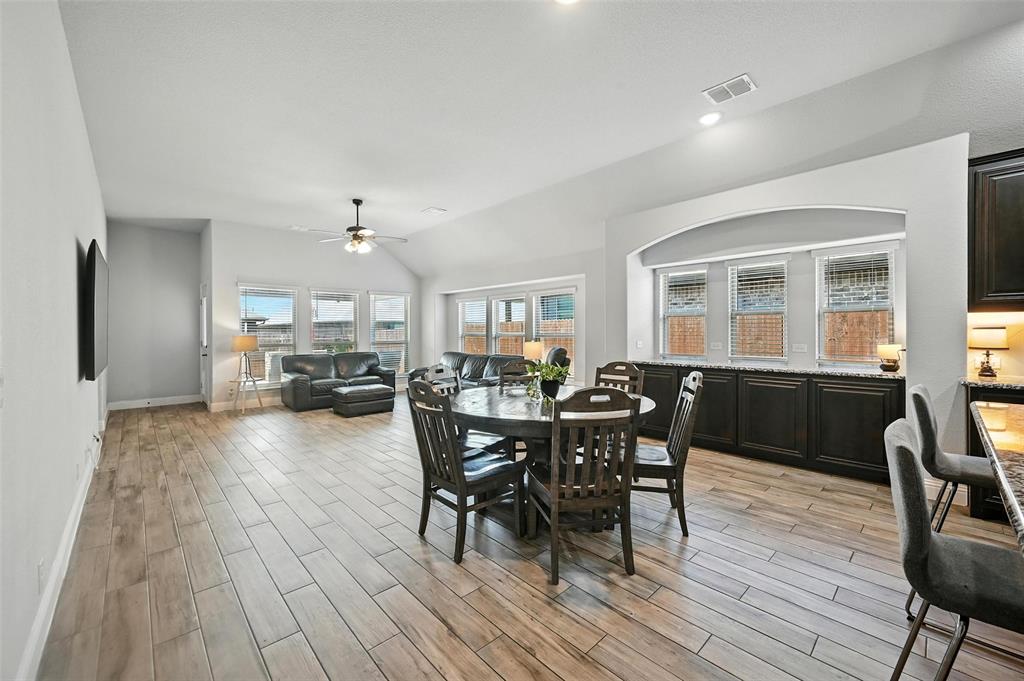 4133 Snowberry Lane