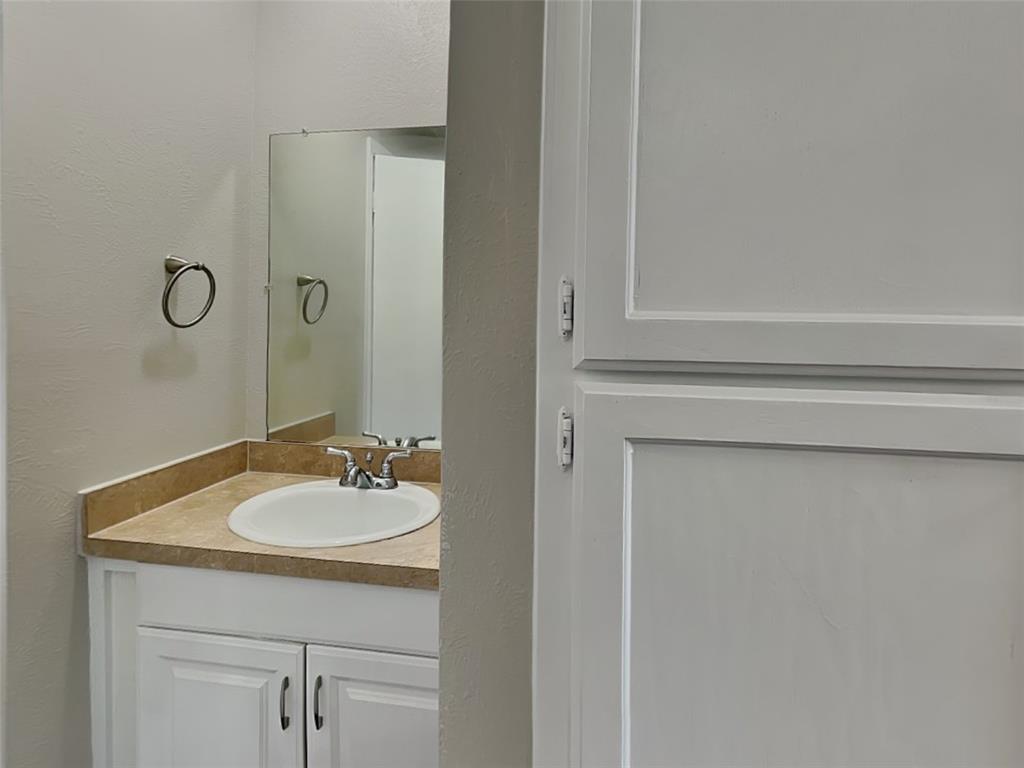 Northwest Park 02 - Residential Lease