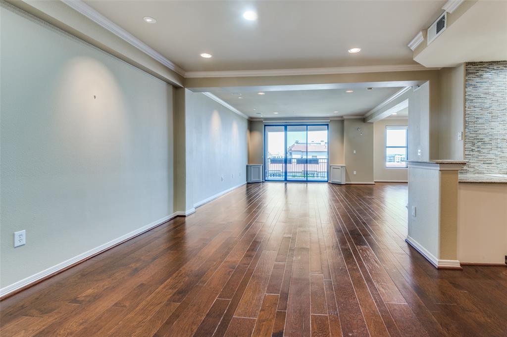 330 Las Colinas Boulevard E 704