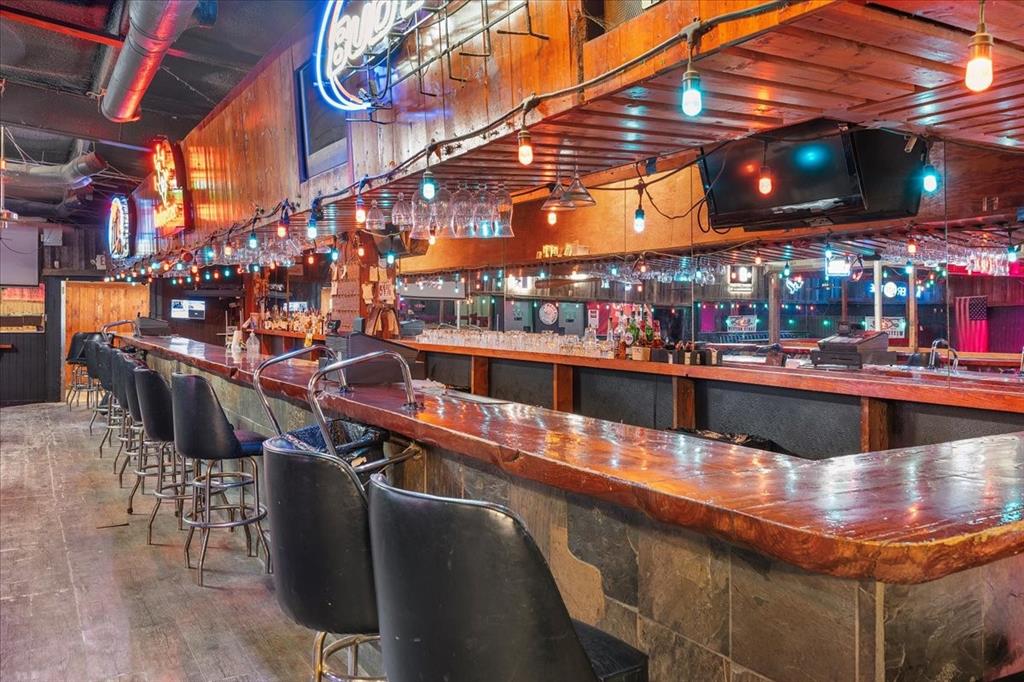 J Mackey Abst 594 - Commercial Sale