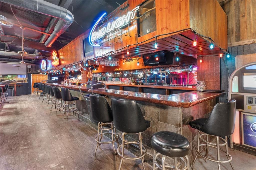 J Mackey Abst 594 - Commercial Sale