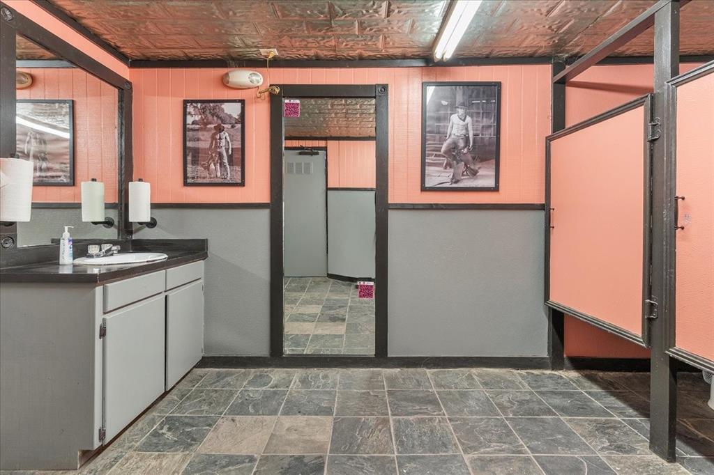 J Mackey Abst 594 - Commercial Sale