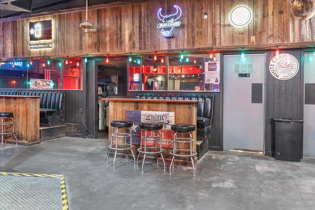 J Mackey Abst 594 - Commercial Sale