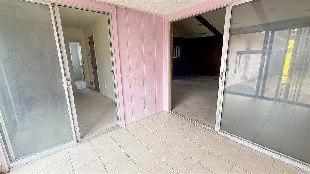 High Meadows 01 - Residential