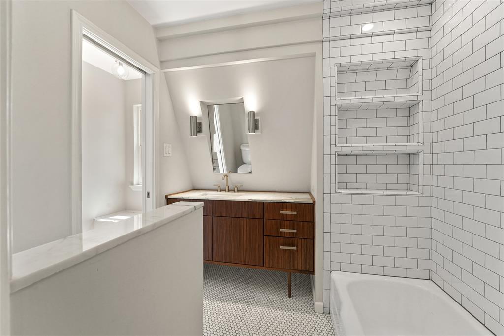 Crestview East 01 - Residential