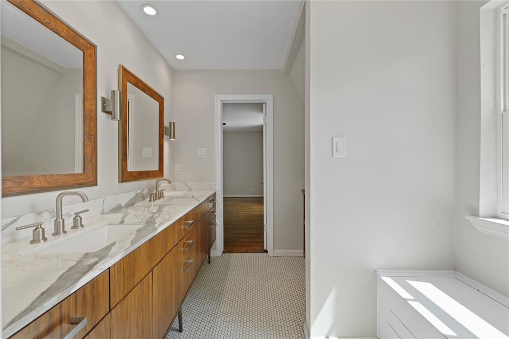 Crestview East 01 - Residential