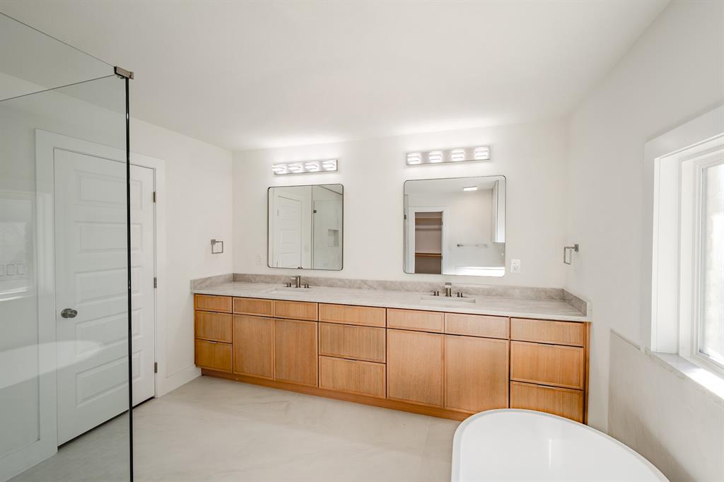 Woodbridge 02 - Residential