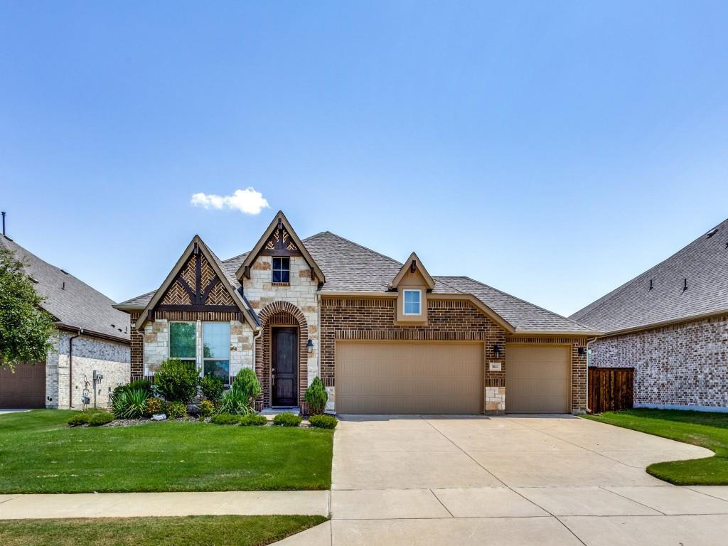 3041 Clearwater Drive