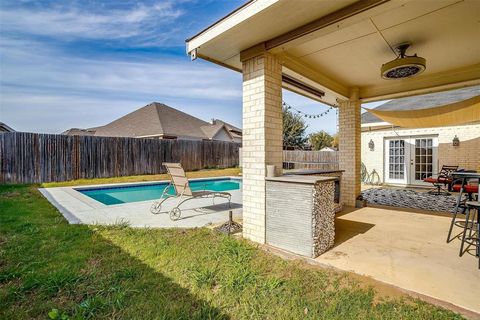 A home in Burleson