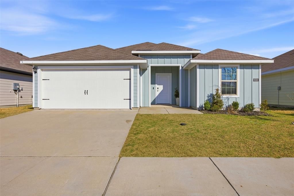 Photo of 6535 Sand Dune Way, Princeton, TX 75407 (MLS # 21206780)