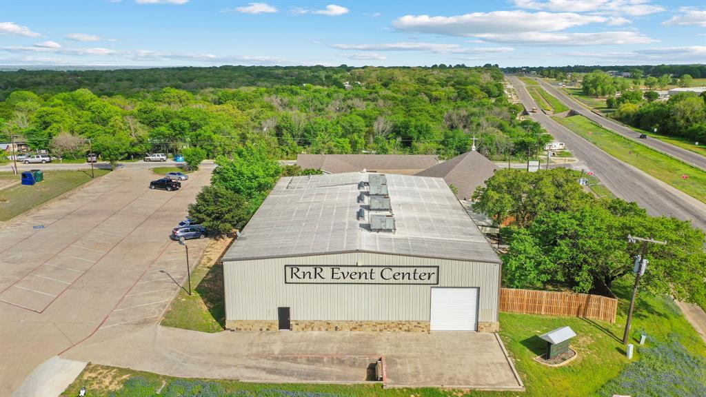 3605 E Highway 199