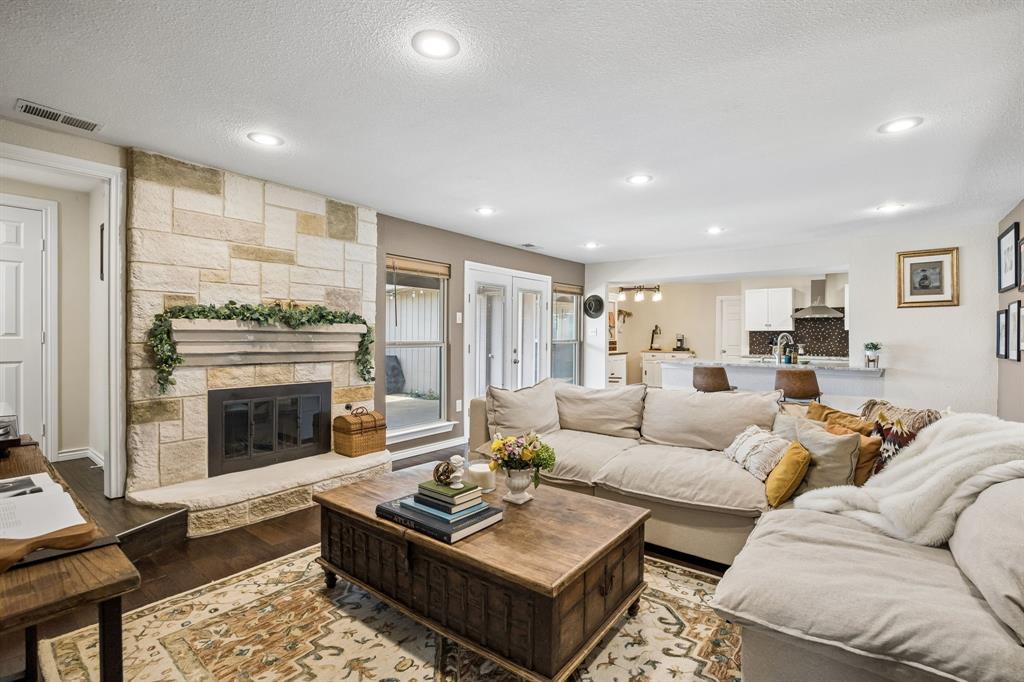 1433 Lincoln Place