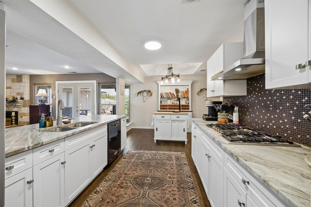 1433 Lincoln Place