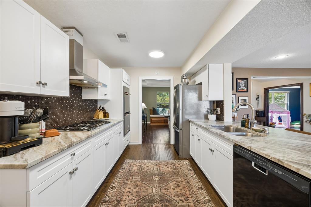 1433 Lincoln Place