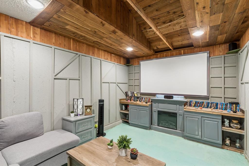 3352 Buckingham Lane