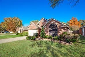1916 Centenary Drive