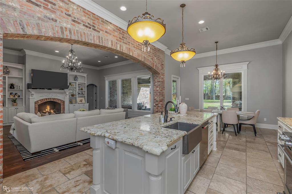 Benton, Louisiana 71006, United States, 5 Bedrooms Bedrooms, ,3 BathroomsBathrooms,Residential,Active,98874