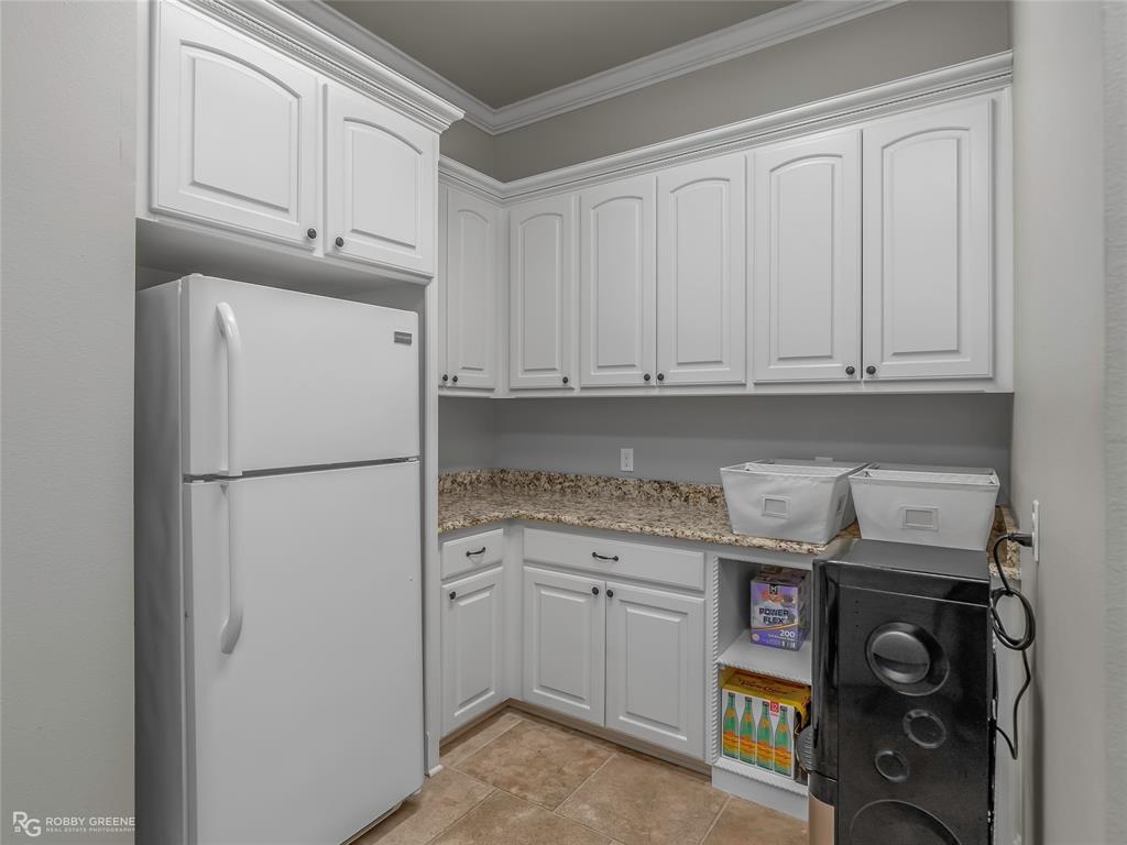 Benton, Louisiana 71006, United States, 5 Bedrooms Bedrooms, ,3 BathroomsBathrooms,Residential,Active,98874