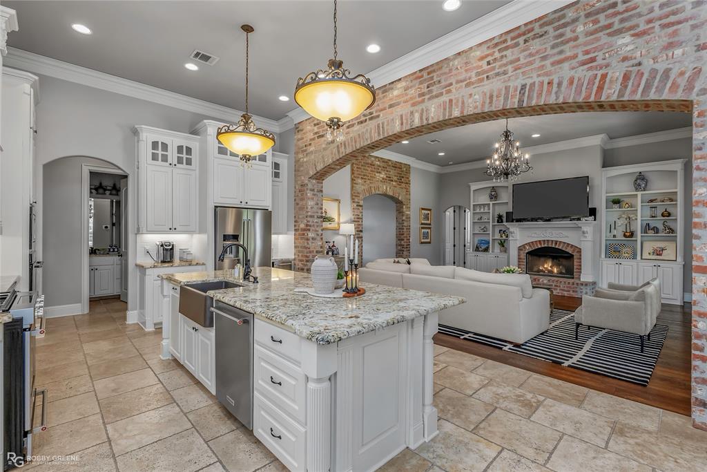 Benton, Louisiana 71006, United States, 5 Bedrooms Bedrooms, ,3 BathroomsBathrooms,Residential,Active,98874