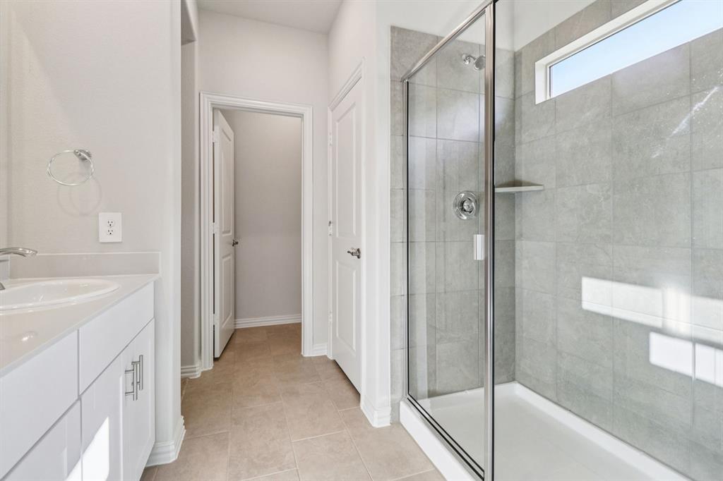 Lakehaven - Residential