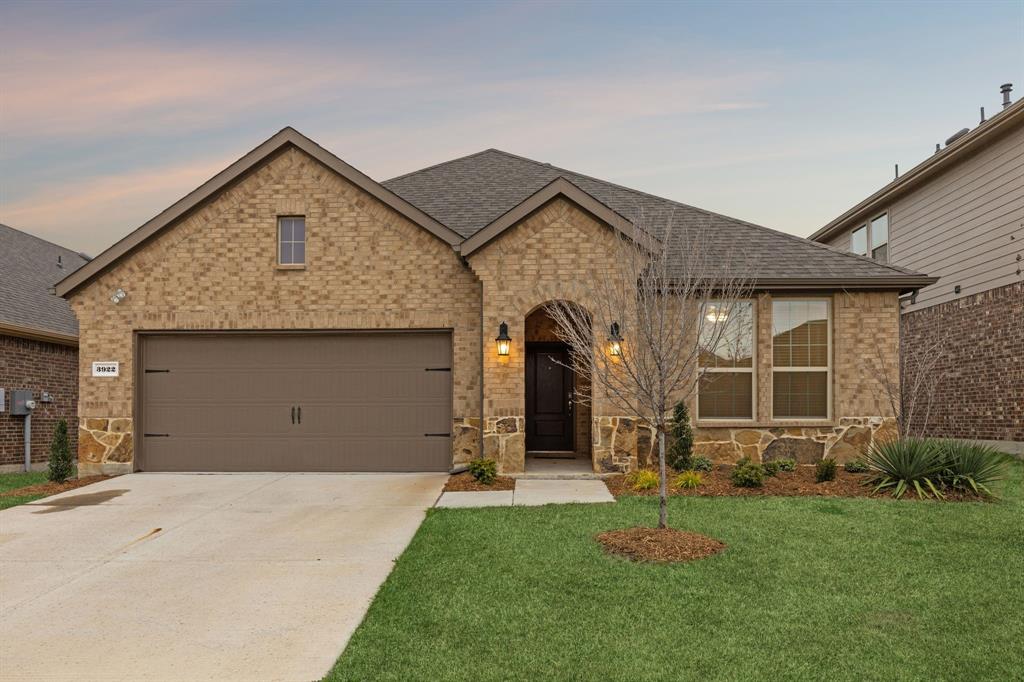 3922 Sidney Lane